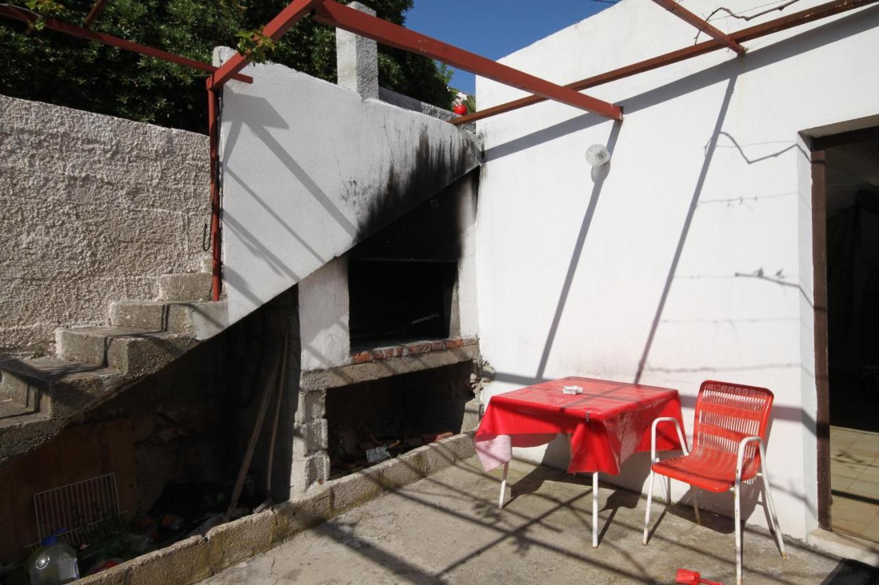 Apartments By The Sea Basina, Hvar - 8749 Vrbanj Esterno foto
